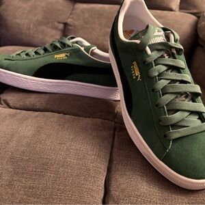 Puma Classic Green and Black Sneakers